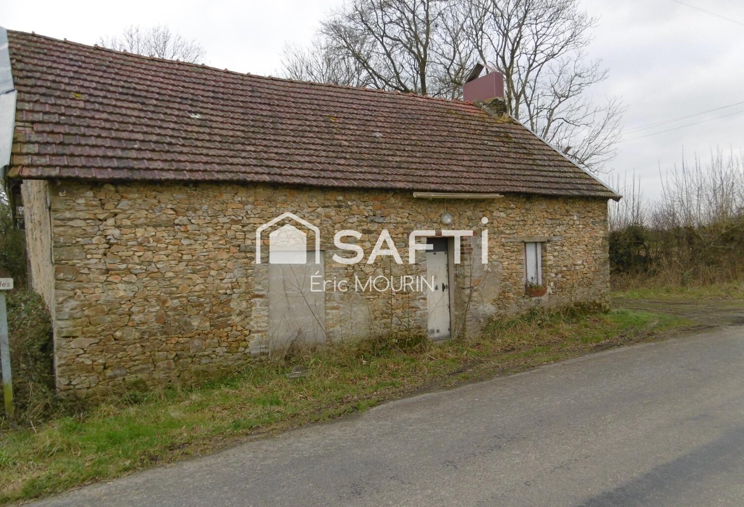 Jolie maison en pierres avec beaucoup de potentiel. — photo 1