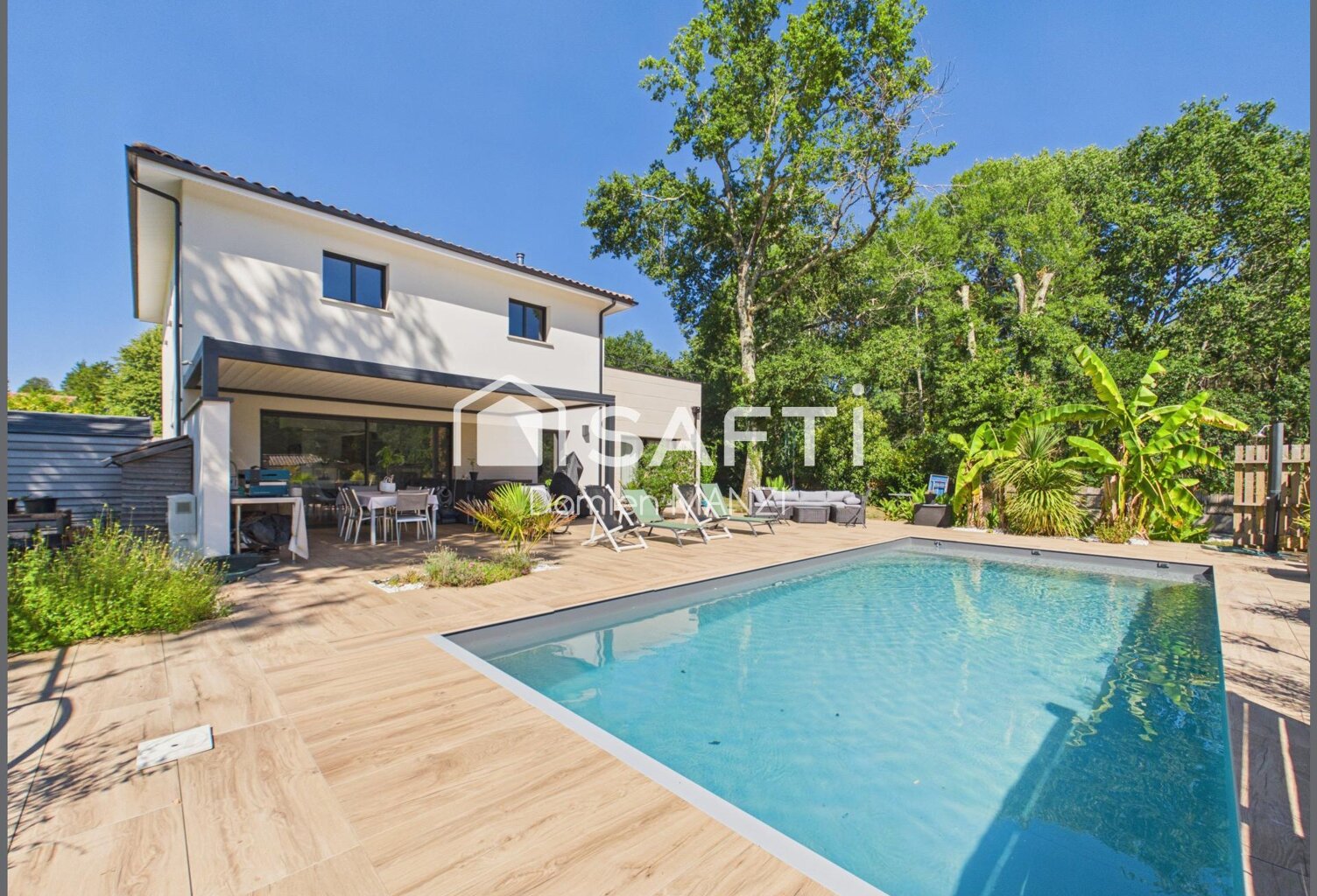 MAISON T6 AVEC PISCINE — photo 1