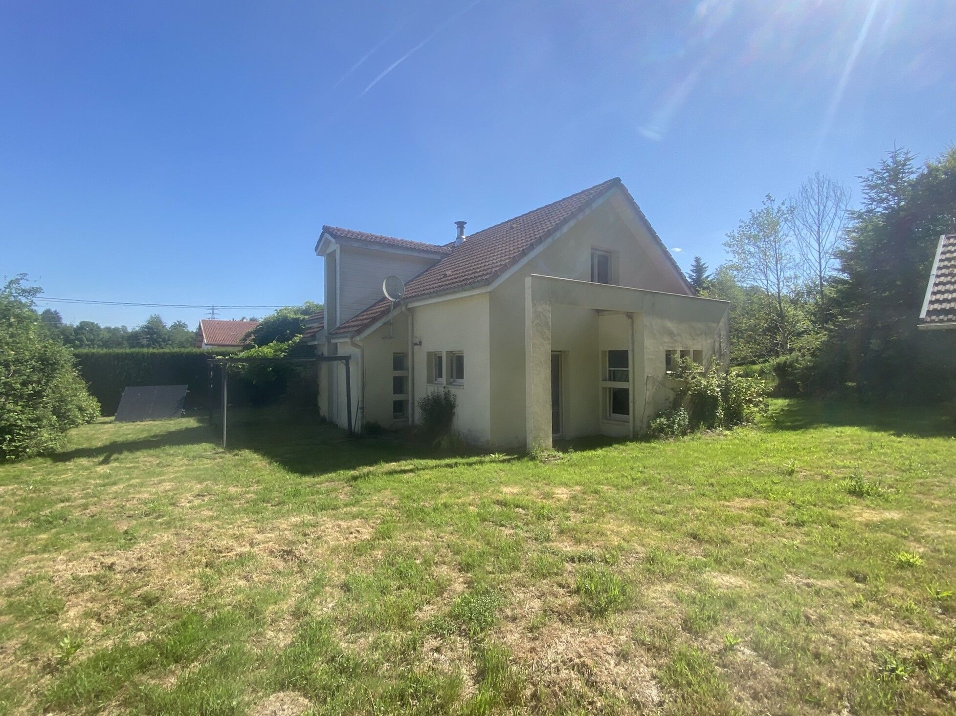 Maison d’architecte en lisière de forêt à DOCELLES – 4 chambres – 135 m²