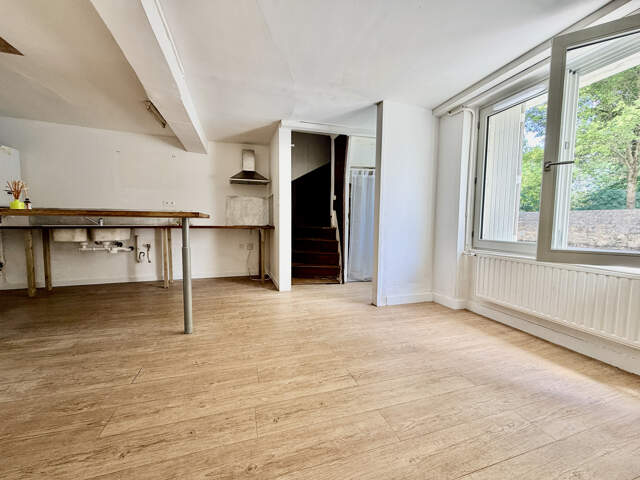 Proche Cité Judiciaire - Maison 4 pièces à rafraichir — photo du bien