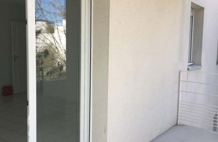 Location appartement 2 pièces 50 m² à Tours (37200) — photo 2