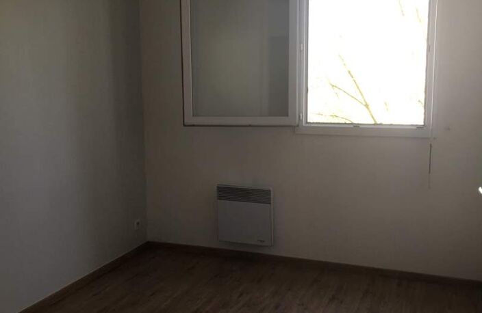 Location appartement 2 pièces 50 m² à Tours (37200) — photo 4