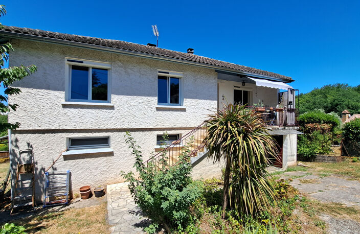 Exclusivité   Maison 3 chambres à vendre à Puy-l'Évêque avec — photo 2