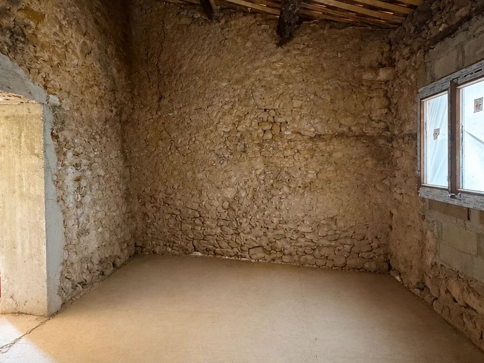 Appartement 3 pièces 65 m² · à Pourrières · 65 m² · 180 000 €