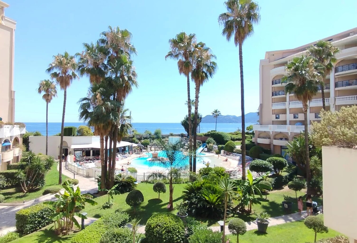 Cannes la Bocca - Bord de Mer 2/3 pièces et Parking — photo 1