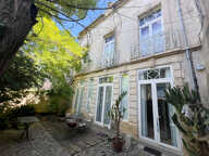 Ancienne annexe du château   Maison de caractère avec cour — photo 4