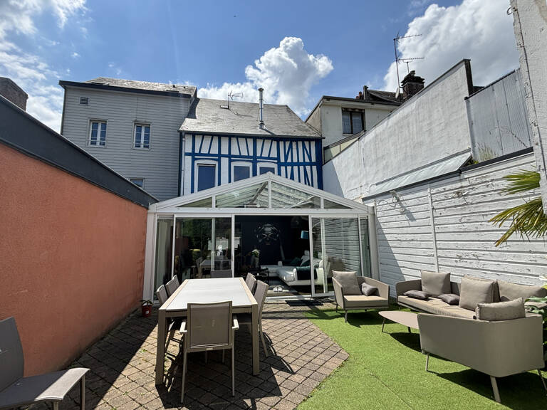 LOFT ATYPIQUE AU COEUR DE PAVILLY — photo 1