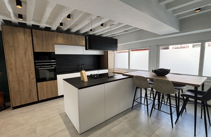 LOFT ATYPIQUE AU COEUR DE PAVILLY — photo 2