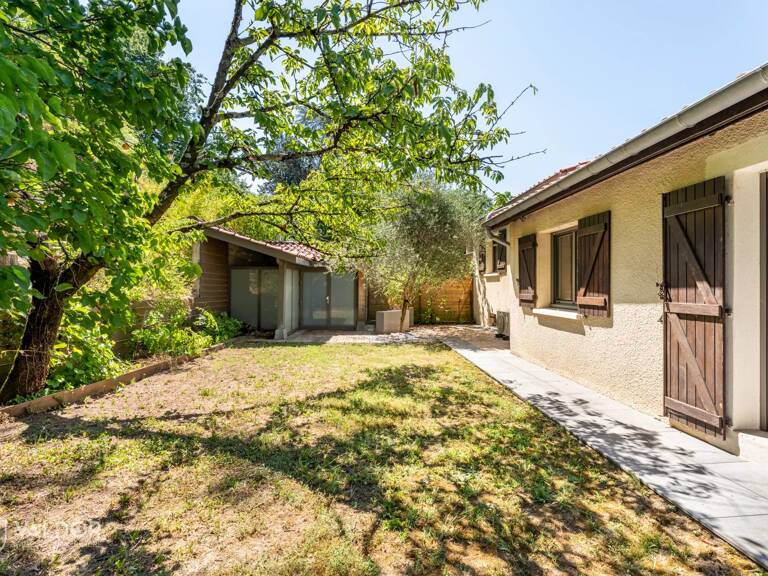 Maison climatisée avec jardin sans vis à vis à Trévoux — photo 1