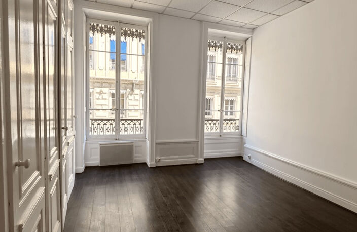 Lyon presqu'ile Local professionnel de 53 m2 — photo 2