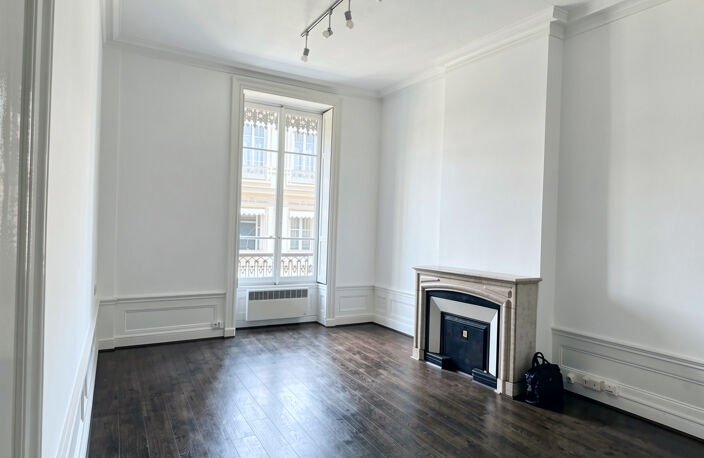 Lyon presqu'ile Local professionnel de 53 m2 — photo 3