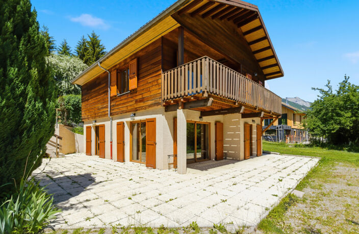 DPT(38) - A VENDRE - MAISON - 7P - CHICHILIANNE — photo 2