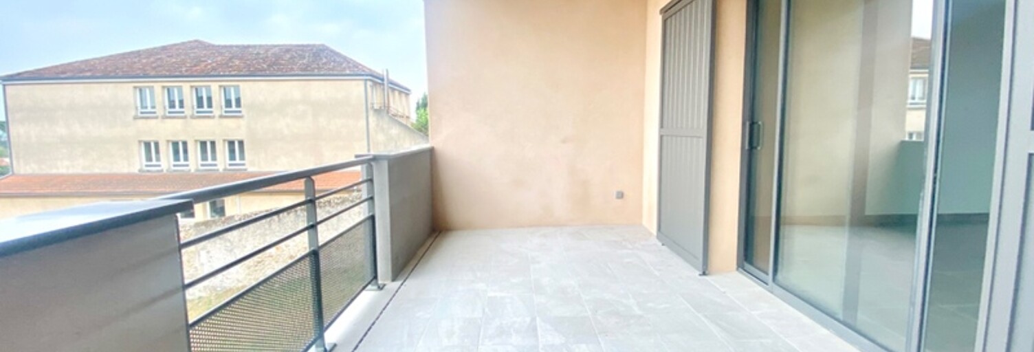 Appartement 3 Pièces 81 m² à louer à Tournon-sur-Rhône (07300)