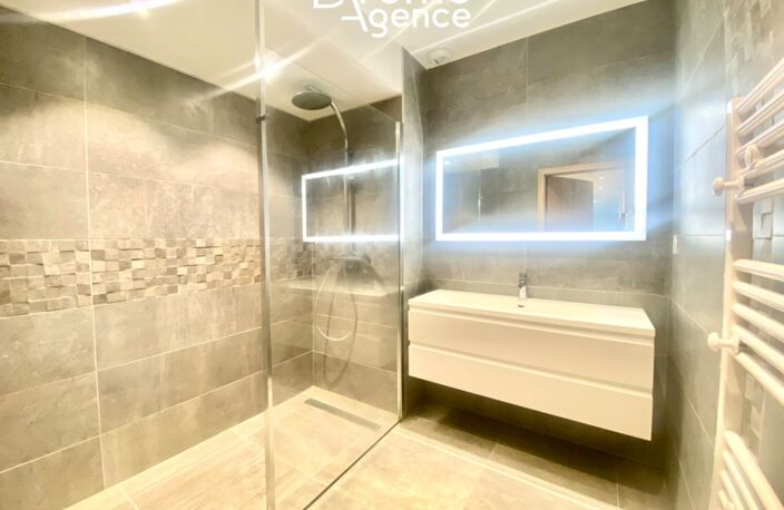 T3 — photo 2