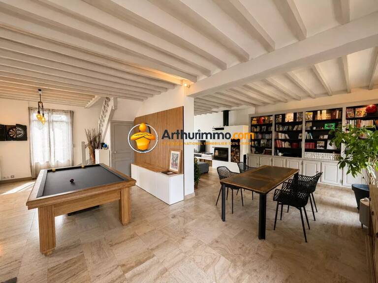 Maison 6 chambres - 220m² - terrain 515m² - DPE : D — photo 1
