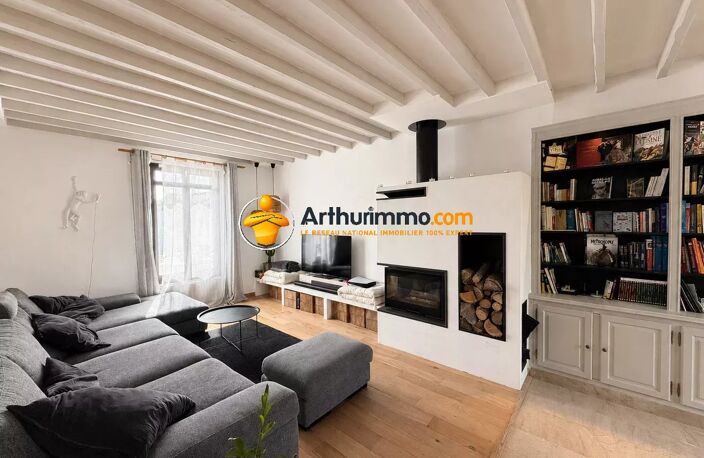 Maison 6 chambres - 220m² - terrain 515m² - DPE : D — photo 2