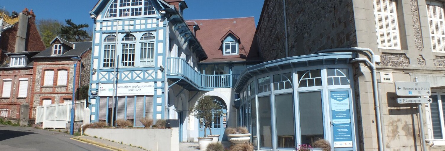 Maison 10 Pièces 301 m² à vendre à Saint-Valery-en-Caux (76460)