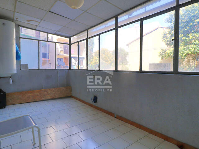 Appartement à vendre Marseille 4 pièces 70 m2 traversant loggia cave — photo du bien