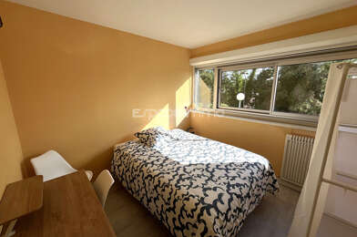 Appartement 5 pièces 353 €