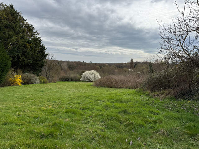 LE SPACIEUX ; LIGUGÉ — photo du bien