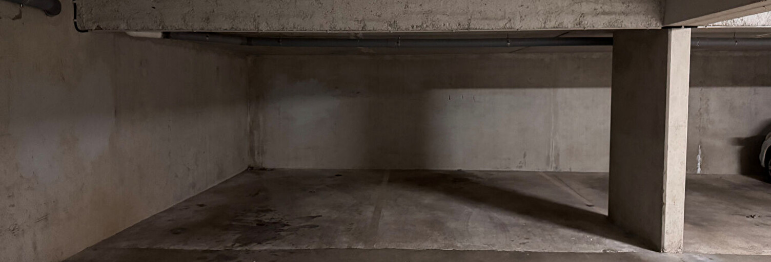 Garage  13 m² à louer à Rouen (76100)