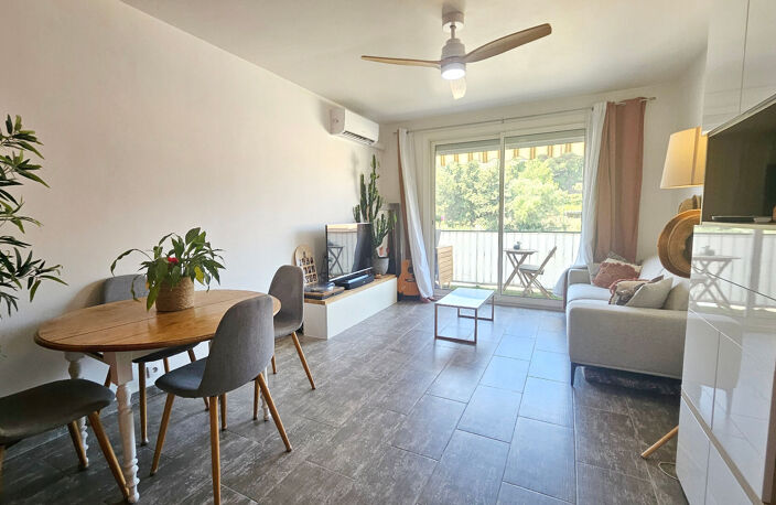 Appartement La Garde 3 pièce(s) 60.97 M2 - vue sur le château, proche commodités — photo 2