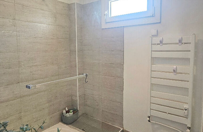 Appartement La Garde 3 pièce(s) 60.97 M2 - vue sur le château, proche commodités — photo 5