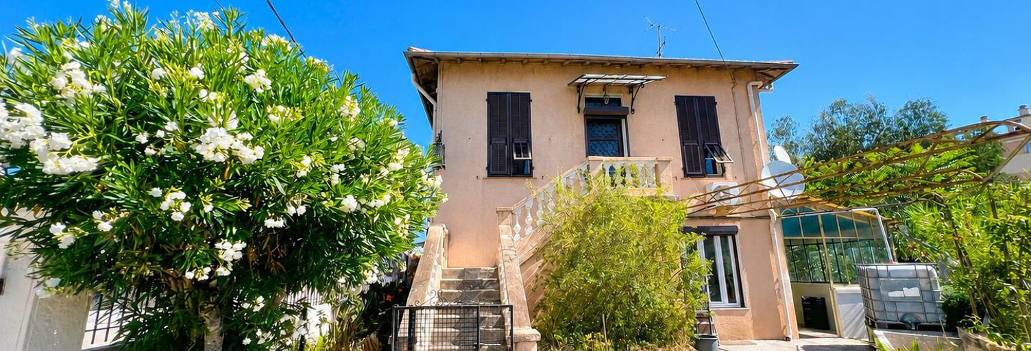 Maison 6 Pièces 122 m² à vendre à Saint-Laurent-du-Var (06700)