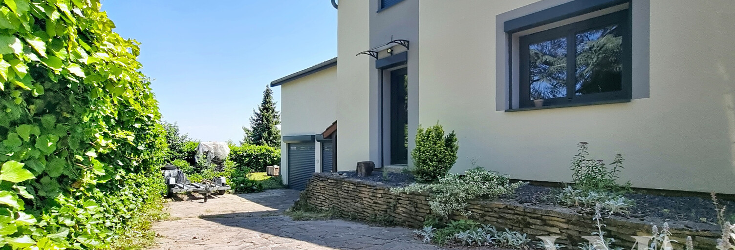 Maison 6 Pièces 117 m² à vendre à Saint-Bonnet-de-Mure (69720)