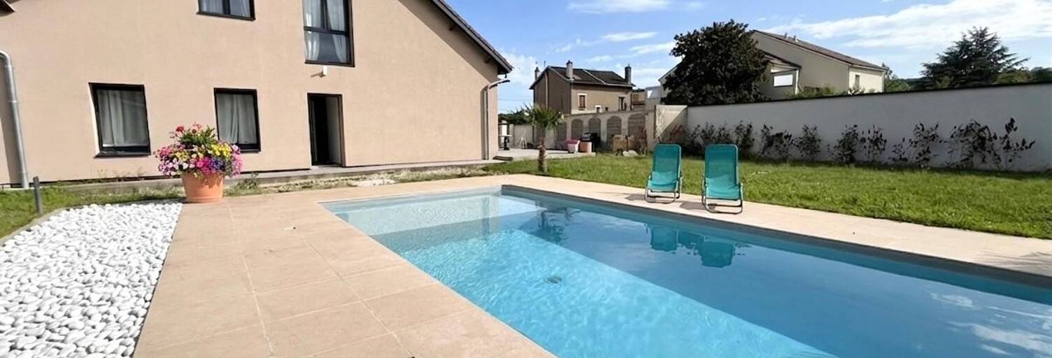 Maison 10 Pièces 303 m² à vendre à Neuves-Maisons (54230)