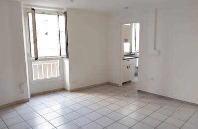 T1 SECTEUR CLASSE PROCHE PLACE CLEMENCEAU — photo du bien