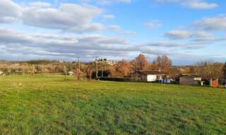Terrain  2852 m² à vendre à Monclar-de-Quercy (82230)
