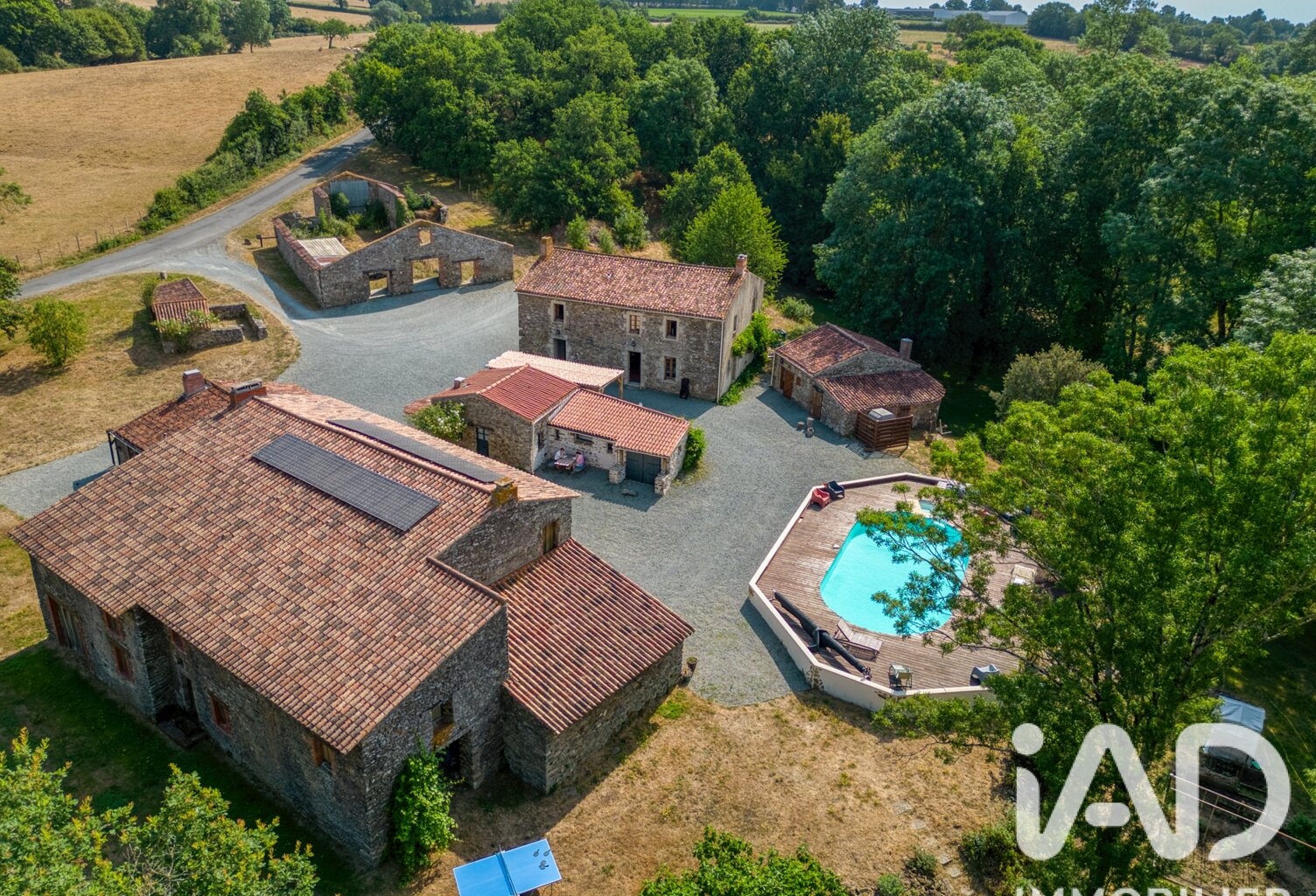 Vente Domaine 15 pièces — photo 1