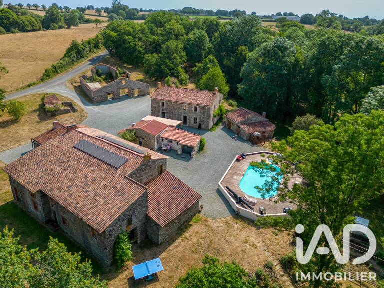 Vente Domaine 15 pièces — photo 1
