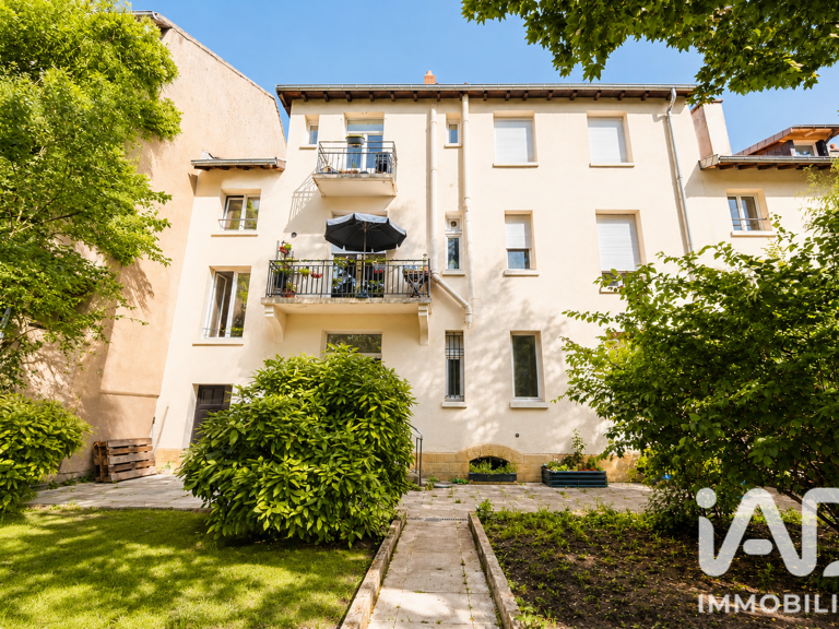 Vente Immeuble 285 m&sup2; — photo 1