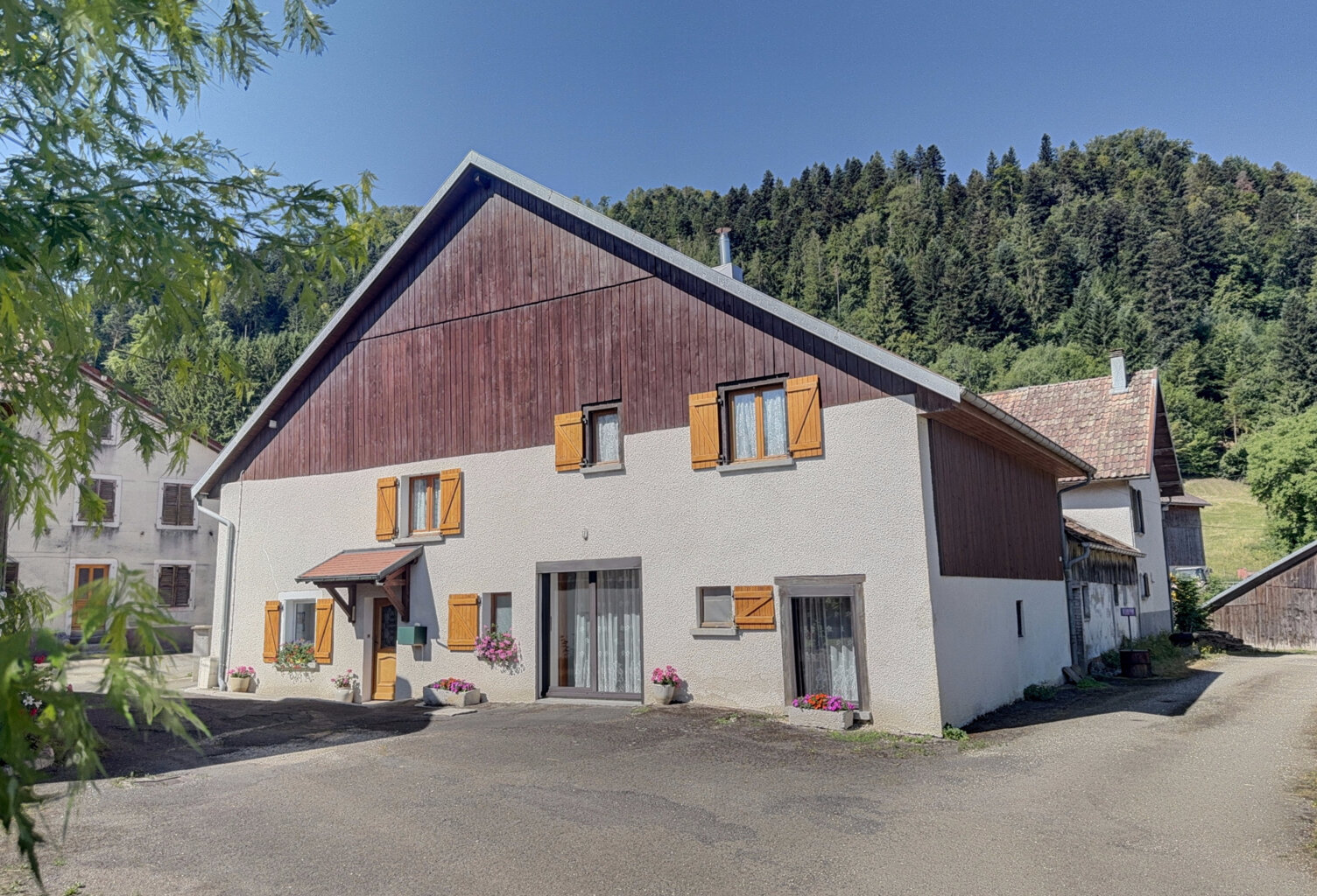 BREMONCOURT - MAISON DE VILLAGE — photo 1