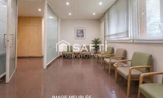 Bureau 9 Pièces 145 m² à vendre à Marly-le-Roi (78160)