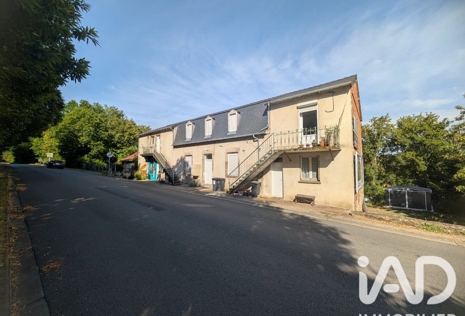 Vente Immeuble 340 m&sup2; — photo 1