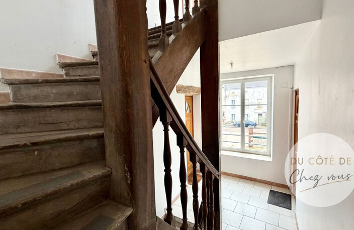 Immeuble de rapport en pierre    7 appartements T2 loués   1 — photo 2