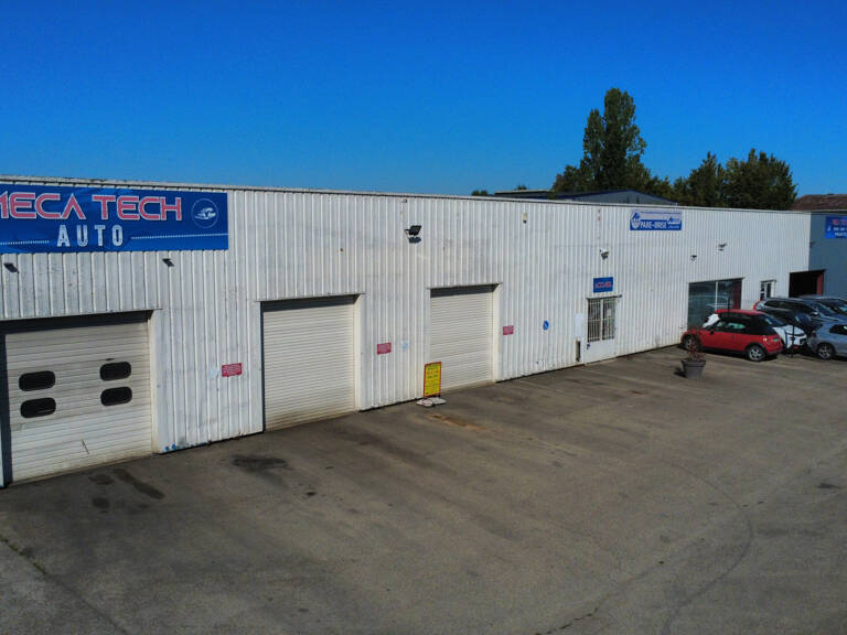 Fonds de commerce - Garage automobile à reprendre - Réparati — photo 1