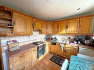 Appartement type 4 - 88 m2 - Marseille 11ème - 190 000 €* — photo 4