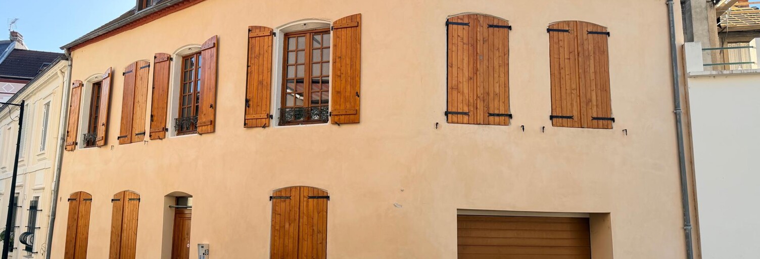 Immeuble  111 m² à vendre à Vichy (03200)