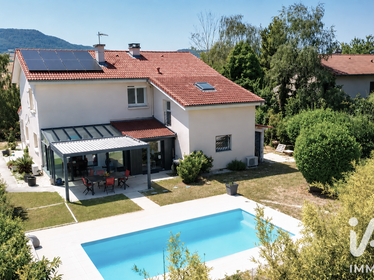 Vente Maison/villa 6 pièces — photo 1