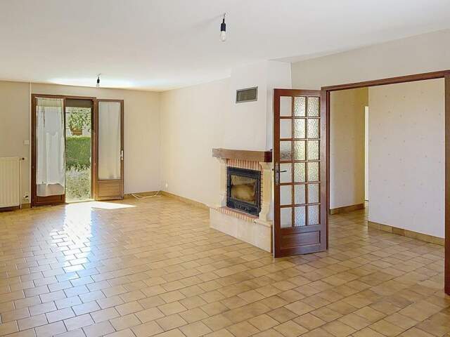 Maison sur sous sol avec vie de plain pied — photo du bien