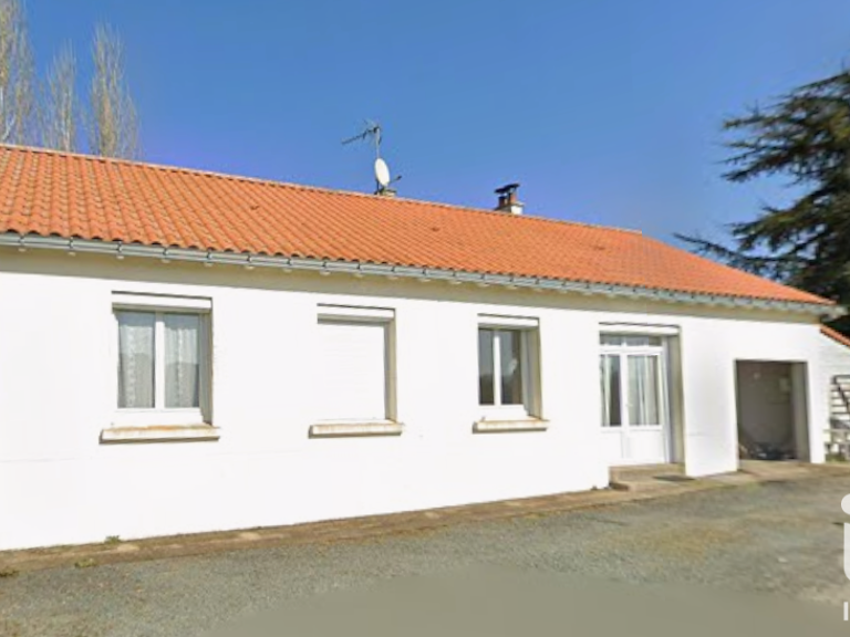 Vente Maison/villa 4 pièces — photo 1
