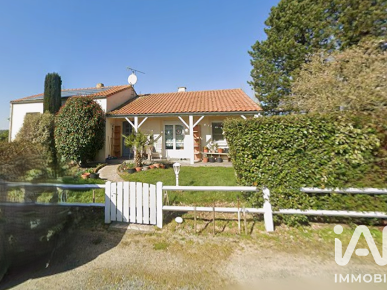 Vente Maison/villa 5 pièces — photo 1