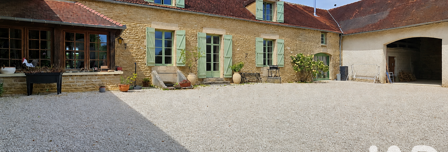 Maison 12 Pièces 415 m² à vendre à Villon (89740)