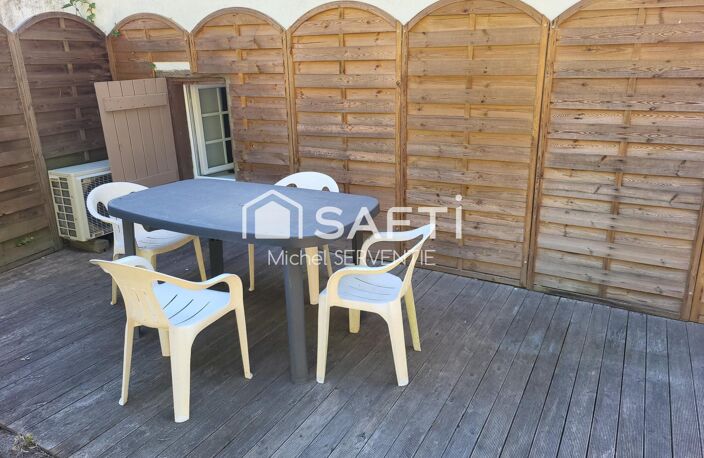APPARTEMENT AVEC JARDINET — photo 2