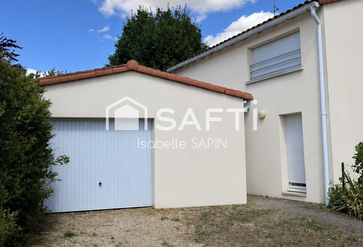 Jolie maison de 4 chambres avec garage — photo 1