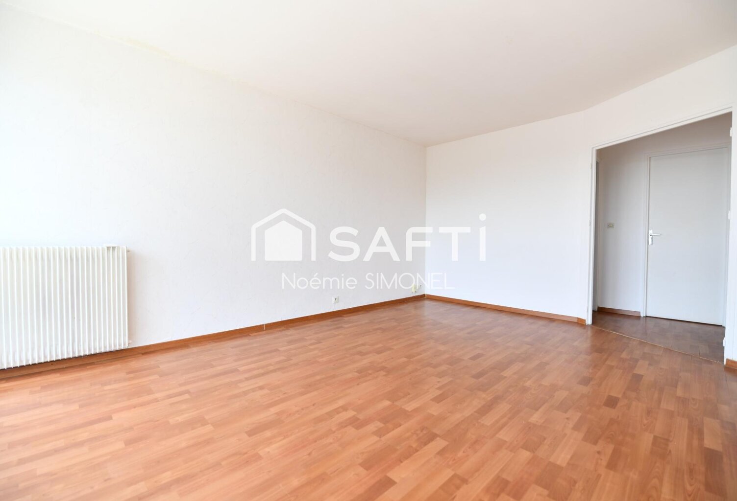 Appartement de trois pièces! Ravalement récent ! — photo 1